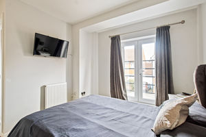 Photo 18- click for photo gallery